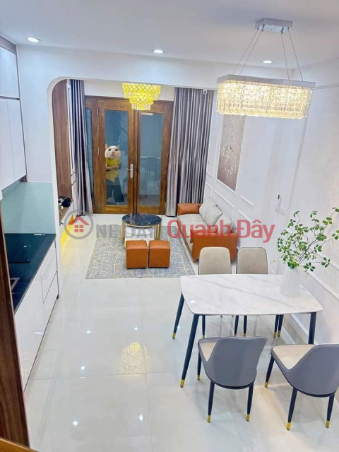 BEAUTIFUL NEW HOUSE 5 FLOORS 4 BEDROOM Area: 40\/48M2 MT: 3.6M ACROSS 2 DONG DA DISTRICT TWO BA TRUNG NEXT TO BACH UNIVERSITY _0