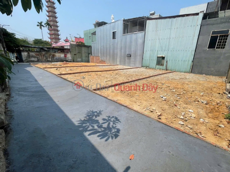 Land for sale in an alleyway, consisting of 5 plots in Hoang Thi Loan alley - 30m from the main road. Sales Listings