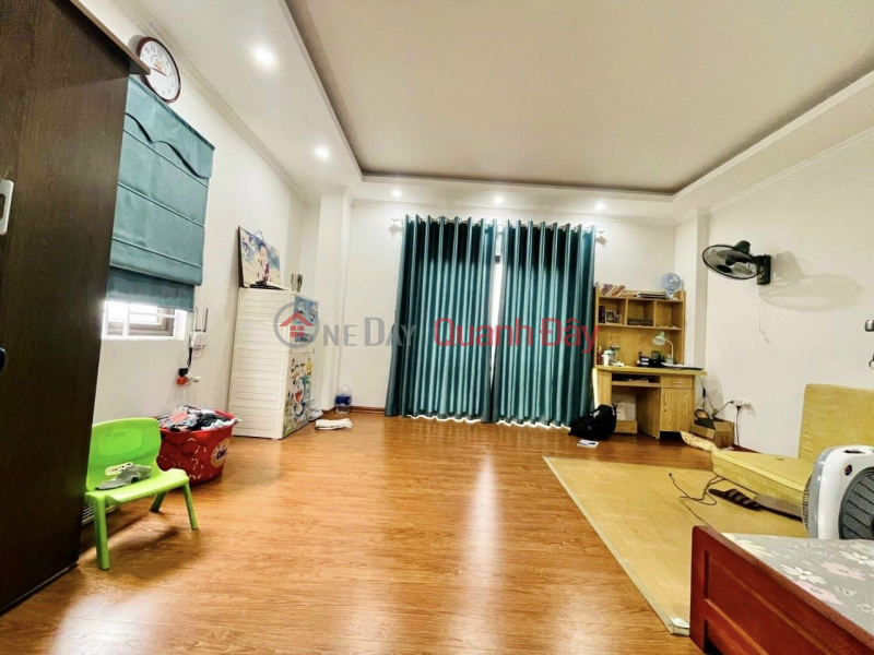 Property Search Vietnam | OneDay | Nhà ở Niêm yết bán BÁN NHÀ THẠCH BÀN 35M 6 TẦNG 4,7M GIÁ 3TỶ 5 LÔ GÓC Ô TÔ VÀO NHÀ.