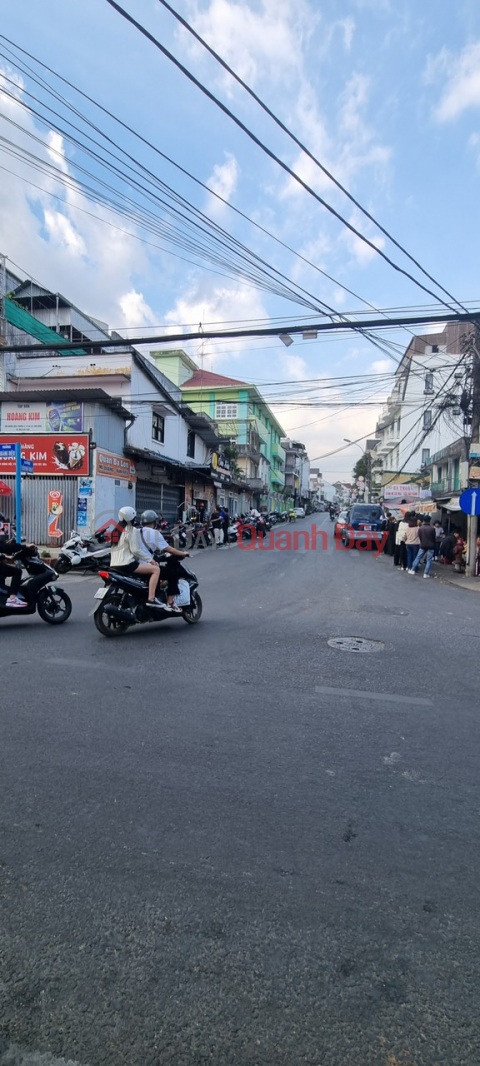 Urgent sale of business front land on Tran Nhat Duat street, Da Lat, price 12.5 billion _0