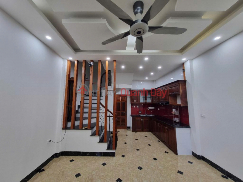 House for sale, 5th floor, lane 268 Ngoc Thuy. Nice interior, car parking at door, park view, price over 5 billion, negotiable. Contact: 0936123469, Vietnam, Sales | đ 5.9 Billion