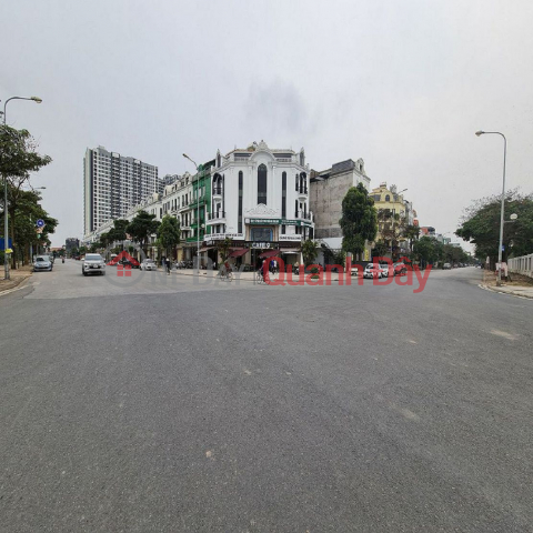 Vơ Nơ, bán GẤP nhà 80m2 5 tầng Trâu Quỳ, Gia Lâm, trục chính kinh doanh. Lh 0989894845 _0