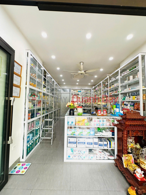 BUILDING ON MAI DICH STREET – 2 FRONTS – ELEVATOR – WIDE SIDEWALK – OPEN VIEW – BUSY BUSINESS _0