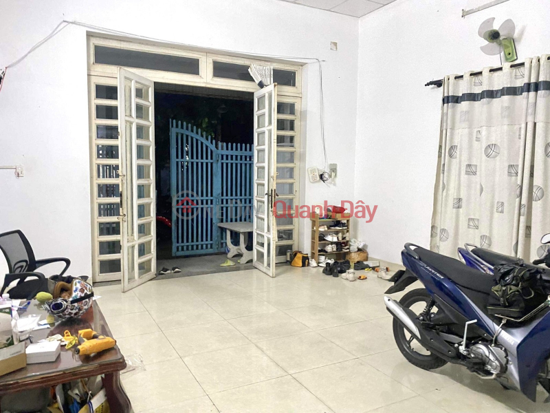 Selling a sleeping car garage in the house 100m2 on 8th street, Linh Xuan, Thu Duc, only 3 billion, private book Sales Listings