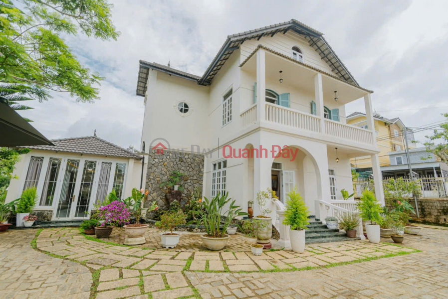 Than Tho Lake Luxury Villa, Dalat - Beautiful View, Prime Location 27 million Rental Listings