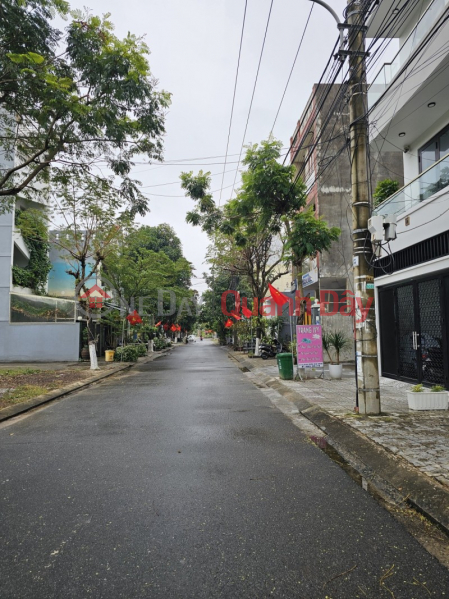 NEAR THE SEA - NGUYEN NGHIEM STREET - OPPOSITE TRUONG SA ISLANDS - ONLY 5.3x Sales Listings