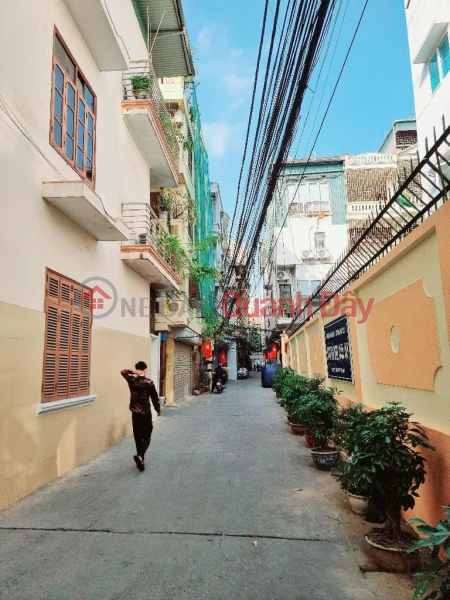 House for sale in Vinh Phuc ward - Ba Dinh. 48m2 6 floors elevator, car access to house. price negotiable Sales Listings