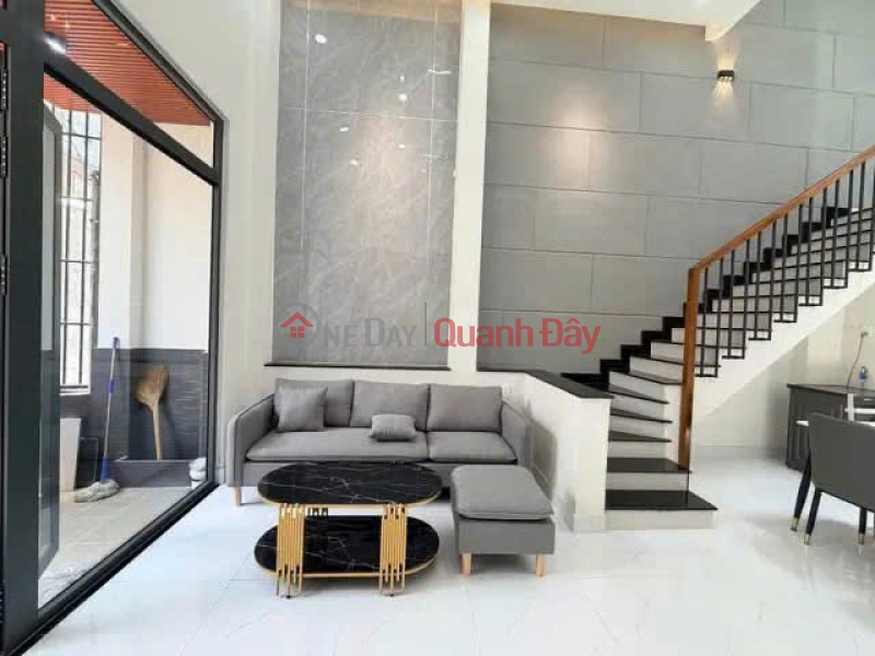 Beautiful house in the heart of Binh Thanh District - right at the Hang Xanh intersection. Vietnam, Sales | đ 4.6 Billion