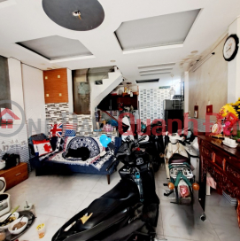 Opposite Phan Chu Trinh School - 3m wide alley - area 4.5 x 9m - 2 floors _0