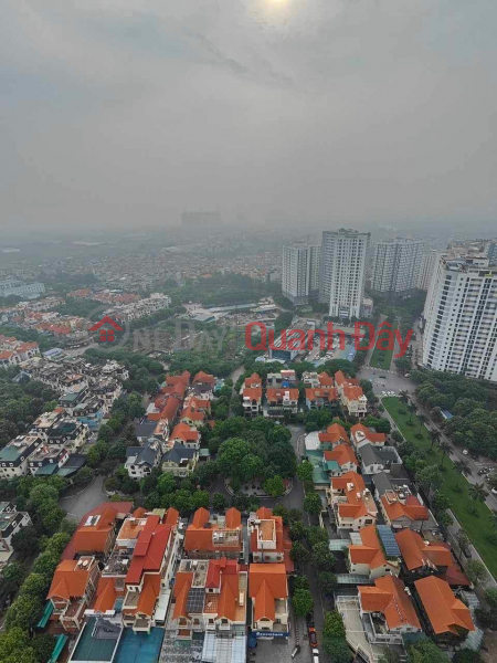 The owner is selling a 3-bedroom, 2-bathroom apartment of 76 square meters, a beautiful corner unit. Best price in Hanoi 1.9tyxx Sales Listings