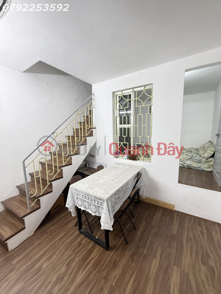 đ 5,1 tỷ, Bán Nhà Ngõ Chợ Khâm Thiên, Đống Đa. Diện Tích 36m x5 tầng. Mặt Tiền 3.4m. Giá Bán 5.15 tỷ