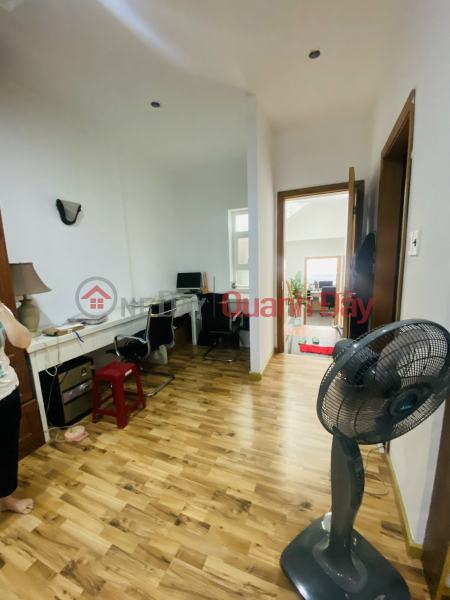 - Newly built modern 3-storey house, 7.5m street frontage, 4m street back, area A32, Pham Ngoc Mau, near Tan An market. Vietnam | Sales | đ 4.95 Billion