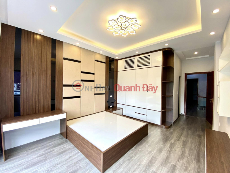 House for sale 72m2 Nghi Tam street, Tay Ho Dan built 5 bedrooms Garage, parking, 3.8 Billion VND | Vietnam | Sales | đ 3.8 Billion