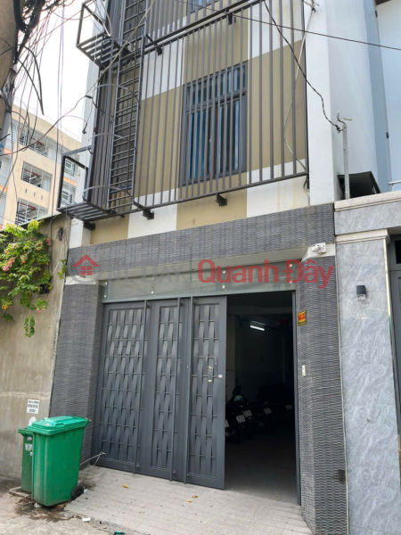 OWNER NEEDS TO SELL SERVICE APARTMENT ON PHAN HUY ICH STREET, WARD 12, GO Vap, HO CHI MINH CITY. Sales Listings