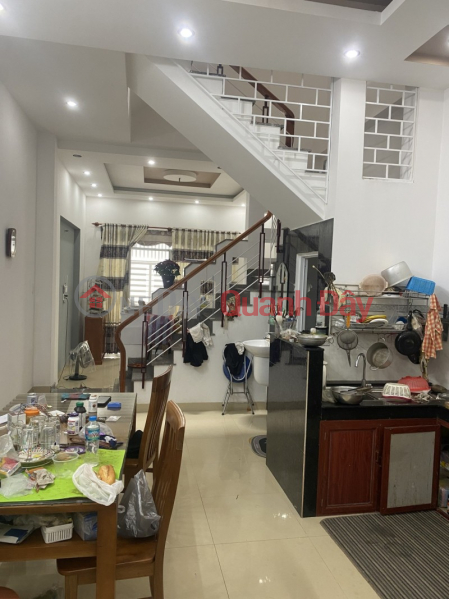 ► 3.5m wide plastic house near Le Dinh Ly frontage, 60m2, 3 floors, Business, 4.x billion Sales Listings