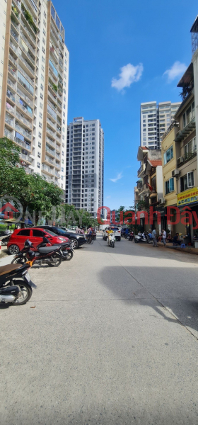 NGUYEN VAN CU STREET, LOT ANGLE, THANH THANG STREET, BUSY DISTRICT, Vietnam Sales, đ 16.8 Billion