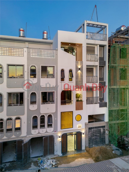 Le Van Tho Synchronous Area, Sound Electricity and Water, 5-storey SmartHome with High-class Furniture. Sales Listings