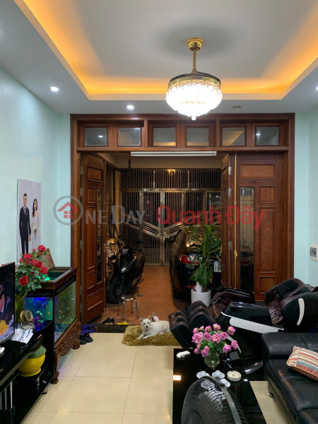 House for sale 86m2 Nghi Tam street, Tay Ho Beautiful house Right in the garage 7-seat car 8.2 Billion Sales Listings