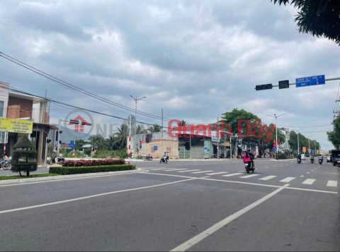 House for sale with frontage for business on 23\/10 Vinh Trung Nha Trang street. _0