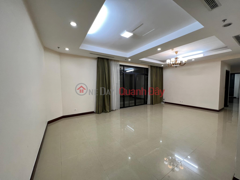 Royal City Apartment, Nguyen Trai Thanh Xuan, Beautiful house right at 158 m2, 3 bedrooms, 10 billion VND | Vietnam Sales, đ 10.7 Billion