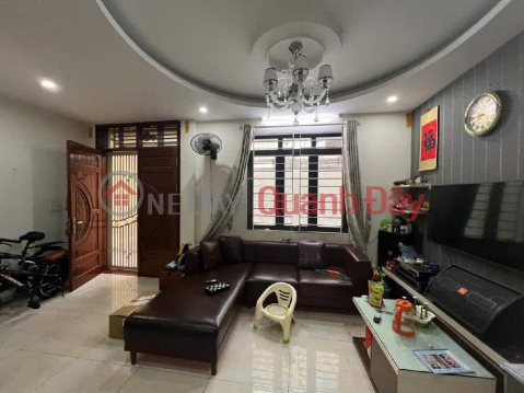 HOUSE FOR SALE IN CHIEN THANG _ LA KHE, CENTRAL AREA OF HA DONG, 40M, FRONTAGE 5M. PRICE 6.5 BILLION _0