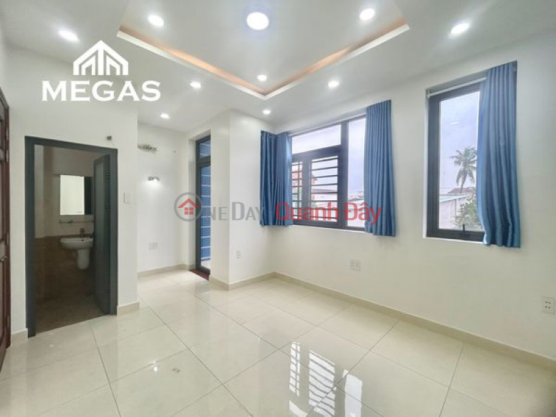 100% new room for rent - airy windows - balcony Rental Listings