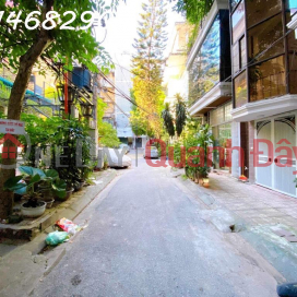 I NEED TO SELL A HOUSE NEAR NGUYEN HONG STREET: 50M2, 4 FLOORS, NEAR THE STREET, WIDE LANE, 8.6 BILLION _0