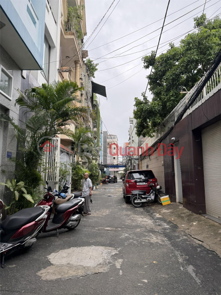 đ 9 Billion, **House for sale in alleyway off Cong Hoa Street; Ward 13; Tan Binh District (5.5*13) right next to Metro Line 2**