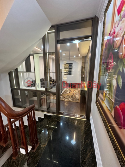 FOR SALE OF QUAN THANH'S HOUSE - BEAUTIFUL AND GLITTERING 50M2x5T - NEAR THE STREET - 7.5 BILLION _0
