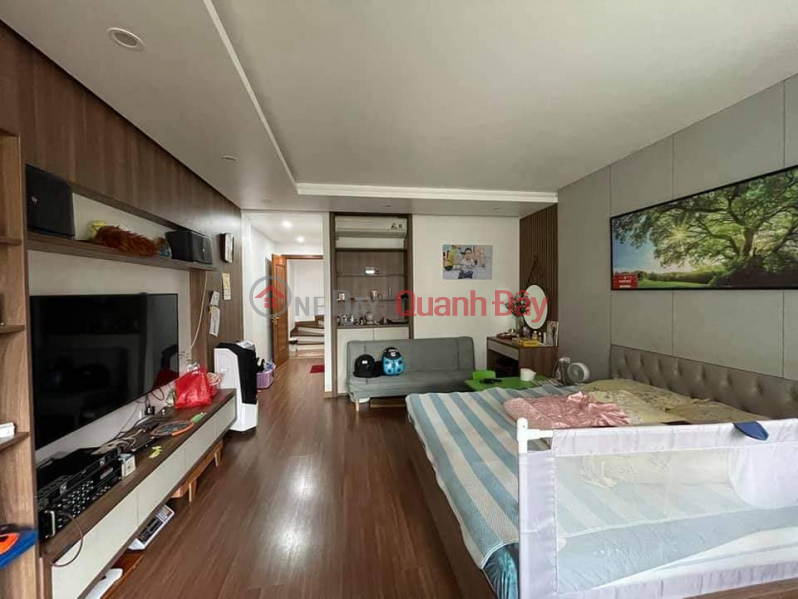 Bán nhà 106m2 phố Nghi Tàm, Tây Hồ Thang máy Nhập Nội thất Sang trọng 2 Ô tô phi 10m 19.5 Tỷ Việt Nam Bán đ 19,5 tỷ