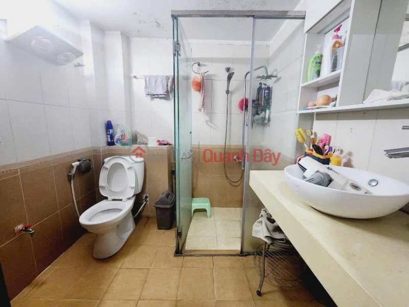 đ 18,9 tỷ Siêu Hiếm-Nhà Lô Góc Phố Trung Kính 53/60m x 4 Tầng, MT 5.7m 18.9 Tỷ, Ô tô đỗ cửa