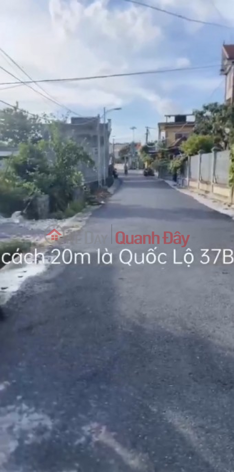 OWNER selling a beautiful plot of land - Good price - Prime location near the new VSIP industrial park that is about to start construction. _0
