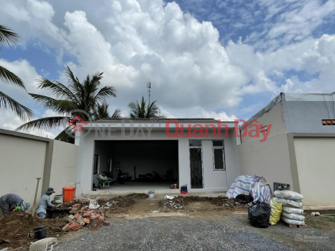 CHÍNH CHỦ BÁN 1.982M2 ĐẤT SẴN SỔ TẶNG NHÀ CẤP 4 MẶT TIỀN TRUNG TÂM CÁI RĂNG _0