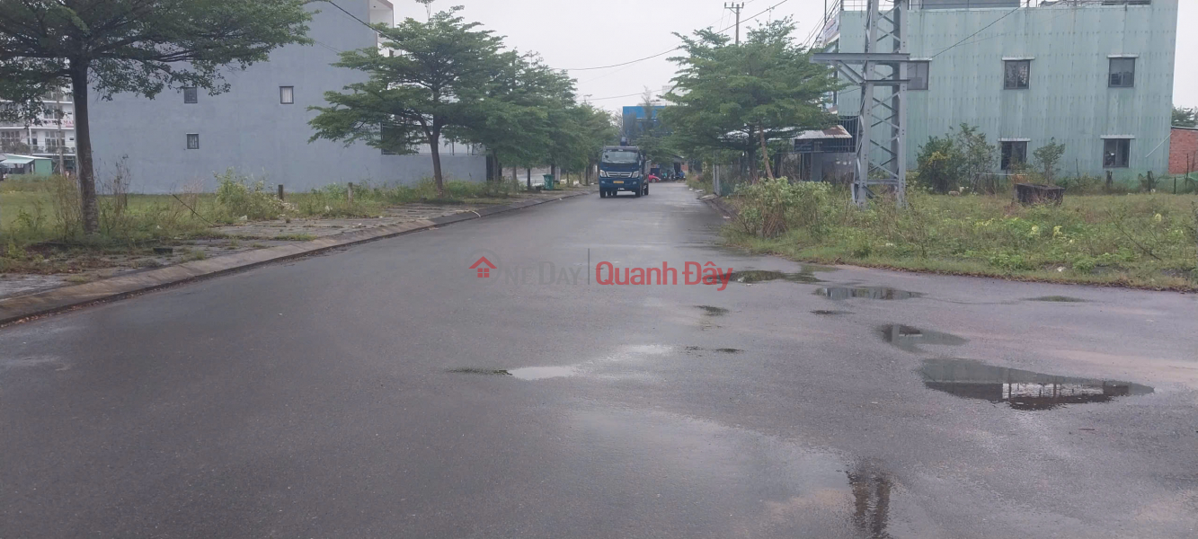 đ 4.65 Billion, ► Corner plot with 2 street frontages (7.5m wide) between FPT University and Phan Chau Trinh University, 100m2, 7.7m wide, 4.x billion VND.