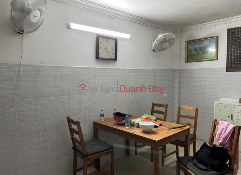 Property Search Vietnam | OneDay | Residential | Rental Listings, Whole house for rent on Nguyen Chi Thanh. 50m. 4 floors. 5 sleep. Enough stuff. 15 million