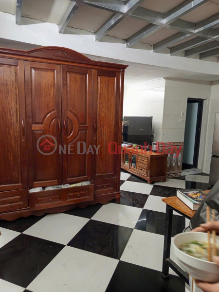 BEAUTIFUL HOUSE – GREAT PRICE – URGENT SALE In Linh Nam Ward, Hoang Mai District, Hanoi Vietnam Sales, đ 12 Billion