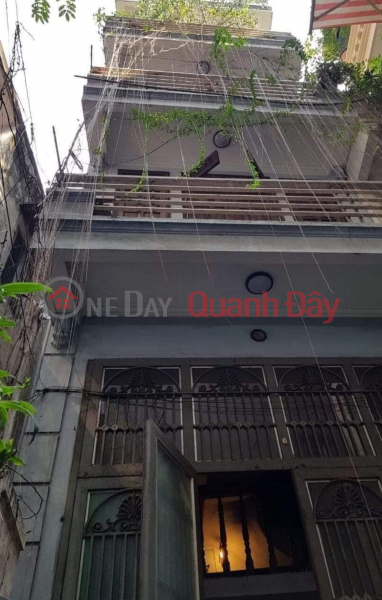 House for rent in De La Thanh alley - De La Thanh, area 22m - 4 floors - Price 8.5 million 0377526803 Rental Listings