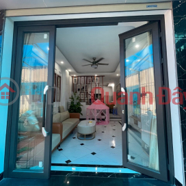 House for rent in Phan Dinh Giot alley - Ha Dong, area 44m, 4 floors - Price 12 Million\/month - priority for households _0