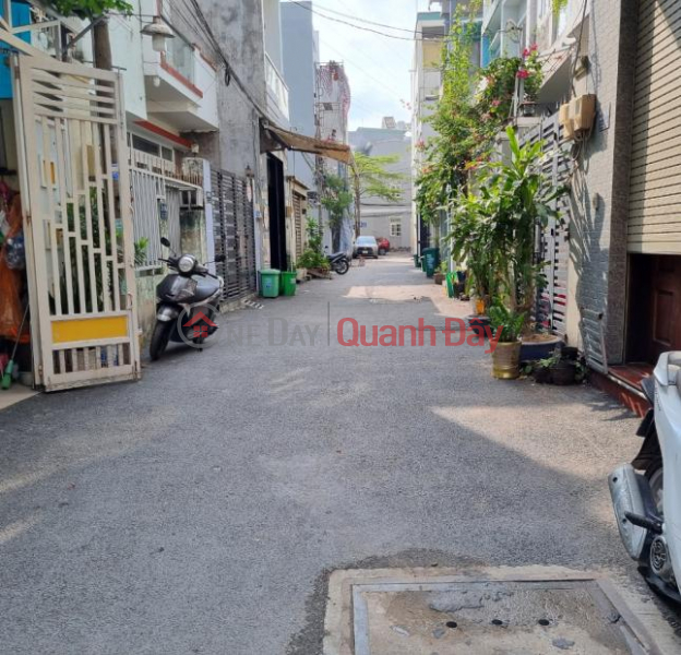 House for sale in car alley, 3 floors, Linh Dong street adjacent to Pham Van Dong, price 5.5 billion Sales Listings