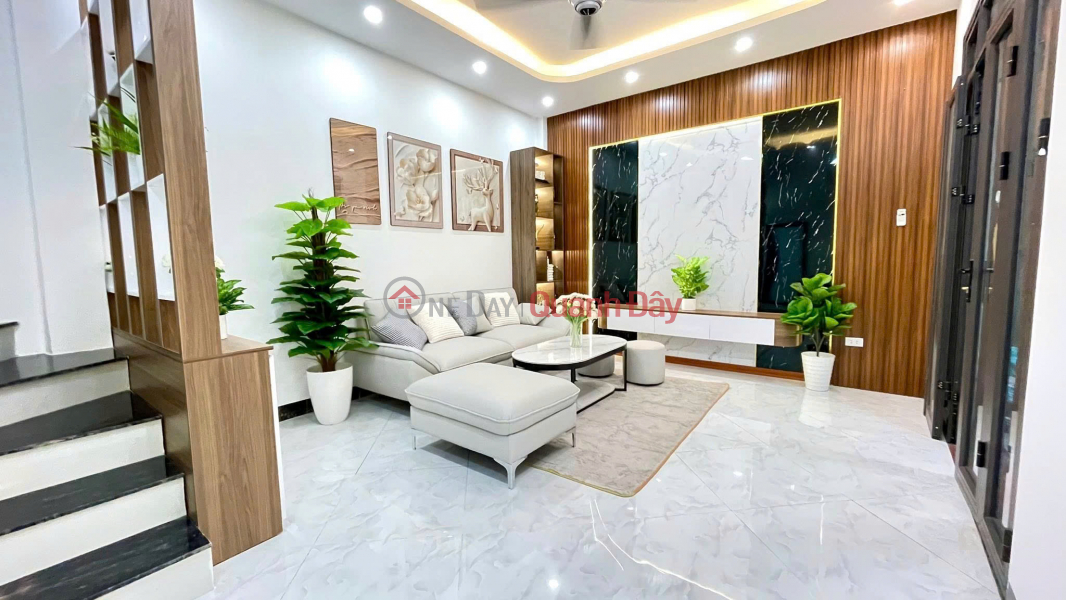 Property Search Vietnam | OneDay | Nhà ở | Niêm yết bán EM GÁI EM CHÍNH CHỦ CẦN BÁN NHÀ PHƯỜNG LĨNH NAM -36m- 5tầng - chỉ hơn 6 tỷ bao thuế phí