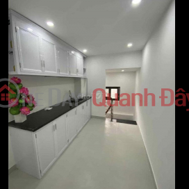 FOR SALE House Front - 4 Floors Close to Market In Hoang Mai District, Hanoi _0
