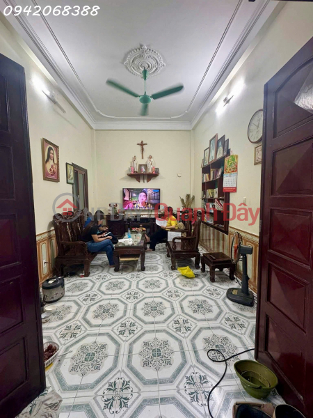 bán nhà Phố Hào Nam, Ô Chợ Dừa, Đống Đa, DT55m2, 13T, nhà vị trí siêu đẹp, khu vực trung tâm Đống Đa Niêm yết bán