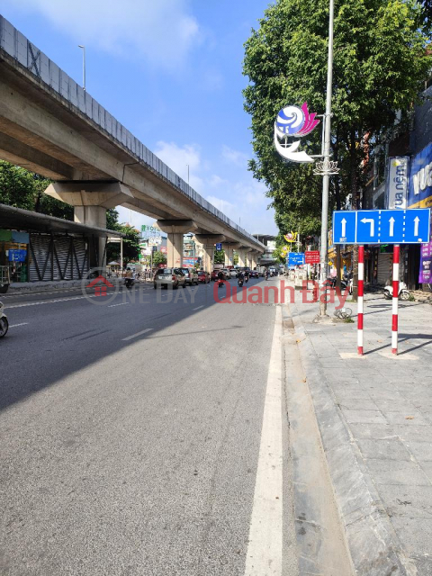 QUANG TRUNG STREET FRONT - HA DONG - BUSY BUSINESS - DIVERSE BUSINESS TYPES - SIDEWALK FOR SOCCER. 42m _0