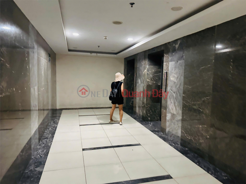 Bán chung cư FLC Star Tower 418 Quang Trung, Hà Đông, Hà Nội. 74m2 với 2 ngủ và 2vs. Giá nhỉnh 4 tỷ có thương Niêm yết bán