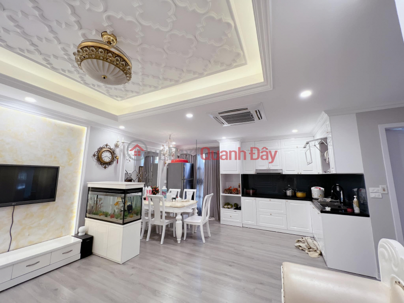 Beautiful shimmering apartment 137 Nguyen Ngoc Vu, 80m2, super VIP furniture, 3.15 billion VND Sales Listings