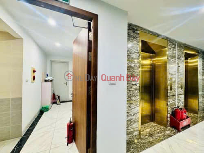 HOUSE FOR SALE IN LAC LONG QUAN ALLEY, 288M2, 8 STAGES, ELEVATOR, CAR AVOIDANCE, HUGE AREA, PRICE 135 BILLION VND 0336212066 Sales Listings