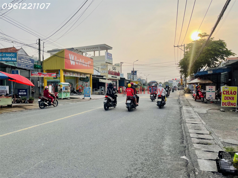 House for sale in Tan Binh market, front of No Hau So Nhat Tho Cu Sales Listings