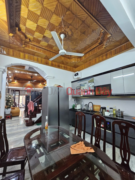 Private house for sale in Thinh Hao street 1 Dong Da 52m 4 floors frontage 4m lane for business cars slightly 10 billion Sales Listings