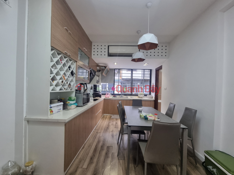 Bán gấp căn nhà cực đẹp 150m2 khu Vĩnh Phúc, Ba Đình, tặng nội thất hơn 2 tỷ, giá 5,x tỷ. | Việt Nam | Bán, đ 5,5 tỷ