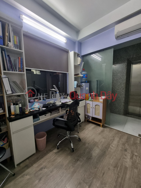 Property Search Vietnam | OneDay | Residential | Sales Listings, Dich Vong, Cau Giay, Near the Park, 7 elevator floors, 52m2, MT4m, slightly 10 billion